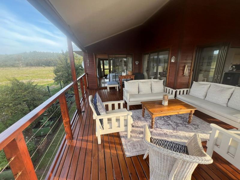 To Let 4 Bedroom Property for Rent in Sedgefield Rural Western Cape